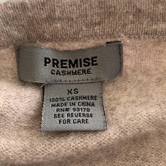 Premise Cashmere sweater size XS flares out at the bottom - Picture 5 of 6